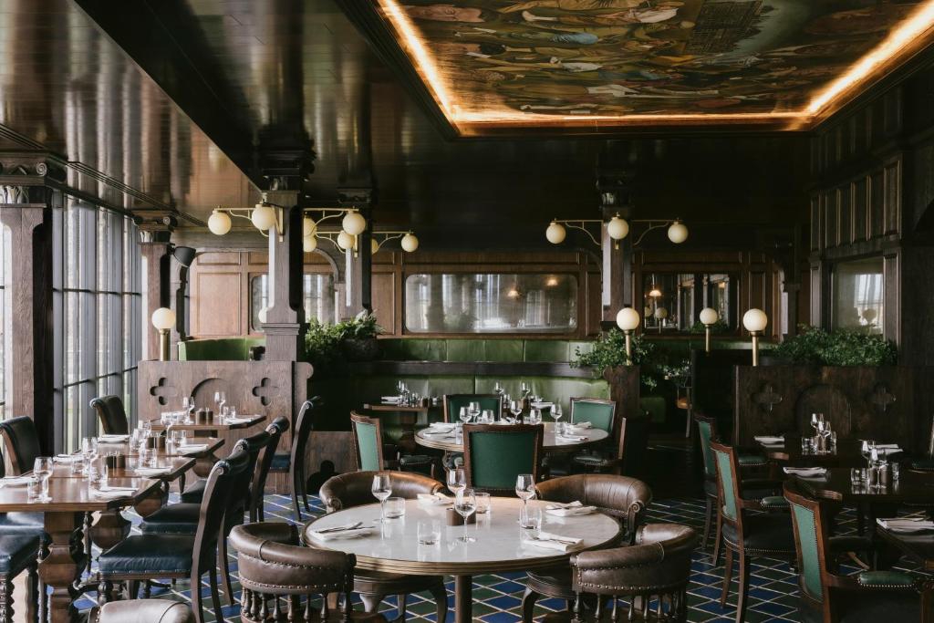 Rusacks Hotel - 18 Rooftop Restaurant