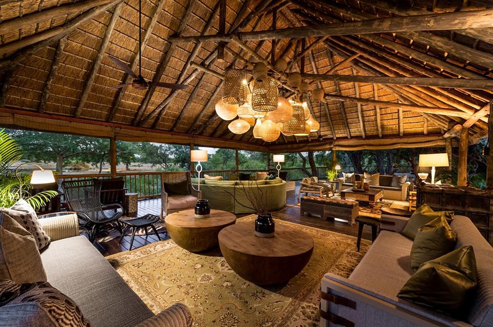 Sabi Sabi Bush Lodge - living area
