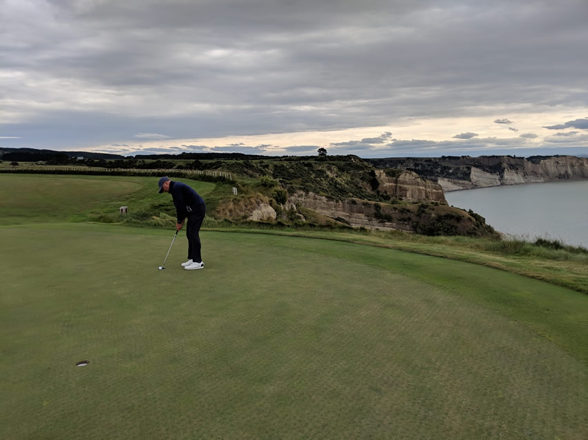 <h2>The Best of New Zealand Escorted 2018</h2>Taupo, Napier, Wellington & Queenstown